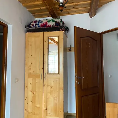 Vendégház Popas In